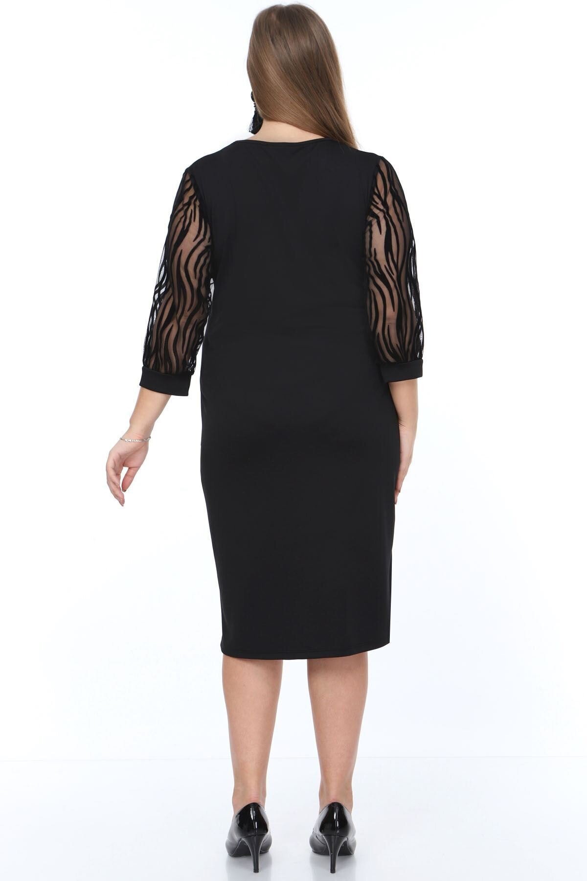 Kadın Büyük Beden Siyah Tül Üzeri Zebra Flok Baskılı Fakir Kol  Midi Boy Elbise